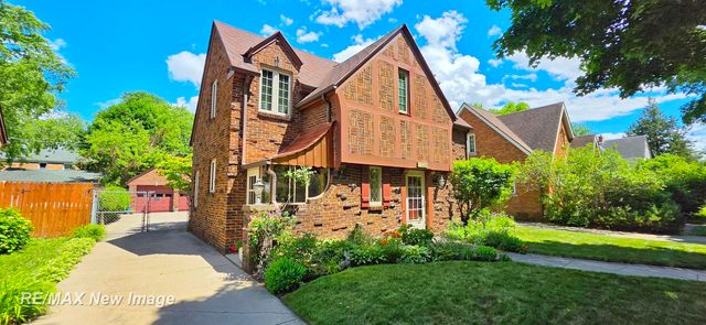 2240 Delaware Boulevard, Saginaw, MI 48602