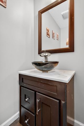 1233 Canterview Way, Kokomo, IN 46901