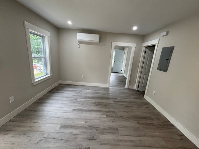 22 Pleasant St, Fitchburg, MA 01420