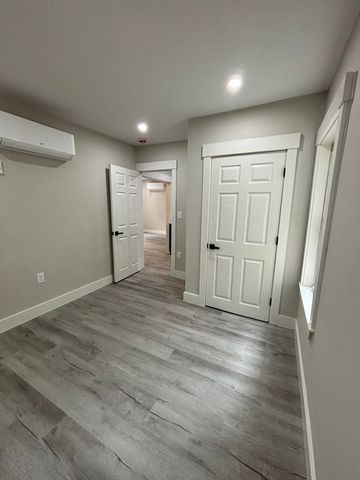 22 Pleasant St, Fitchburg, MA 01420