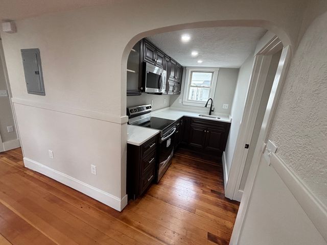 22 Pleasant St, Fitchburg, MA 01420