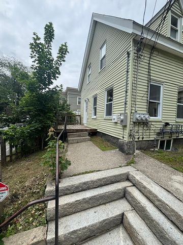 22 Pleasant St, Fitchburg, MA 01420