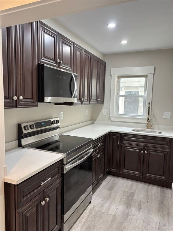 22 Pleasant St, Fitchburg, MA 01420