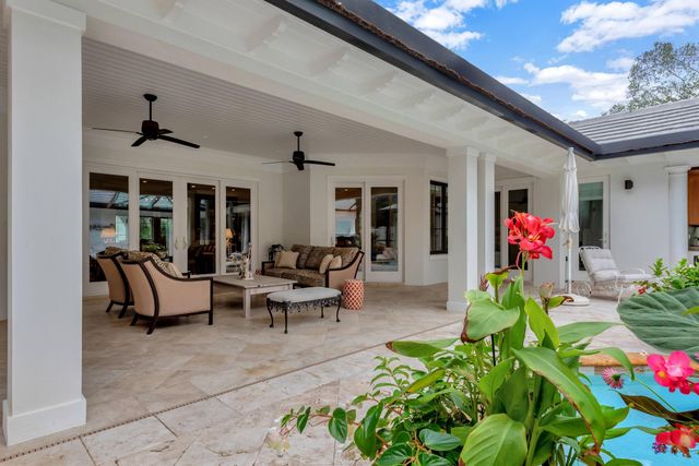 544 Live Oak Road, Vero Beach, FL 32963