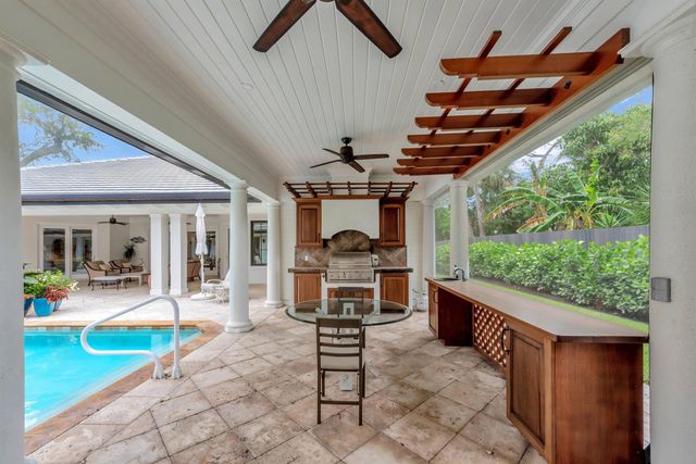 544 Live Oak Road, Vero Beach, FL 32963