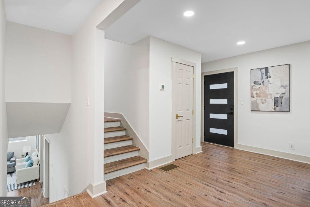 2921 Pine Valley Circle, East Point, GA 30344 — photo 5