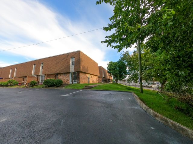 370 Wallace Rd Apt C9, Nashville, TN 37211
