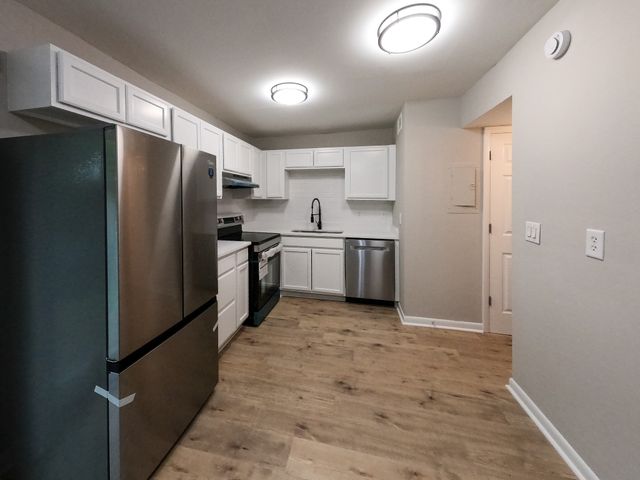 370 Wallace Rd Apt C9, Nashville, TN 37211