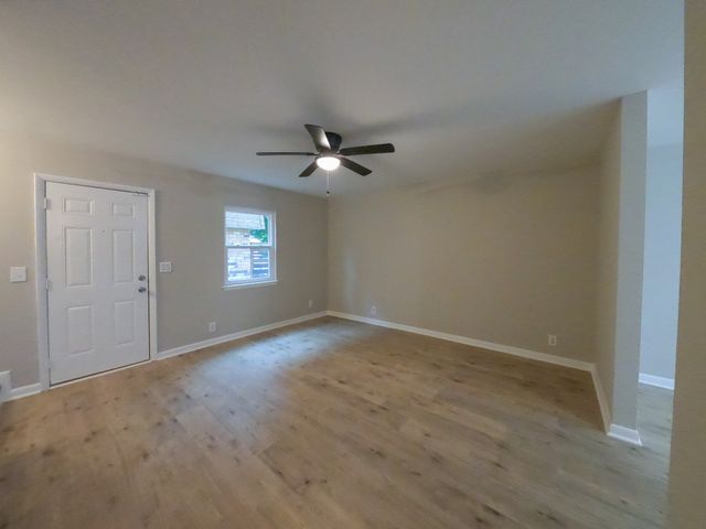 370 Wallace Rd Apt C9, Nashville, TN 37211