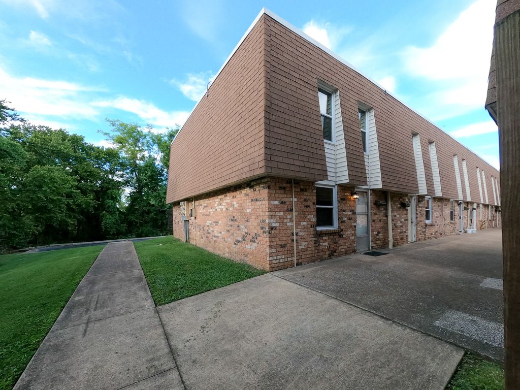 370 Wallace Rd Apt C9, Nashville, TN 37211