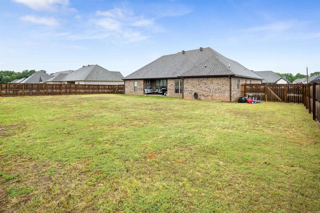 114 Eva Lane, Brookland, AR 72417