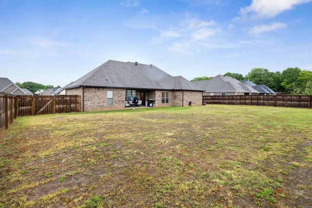 114 Eva Lane, Brookland, AR 72417