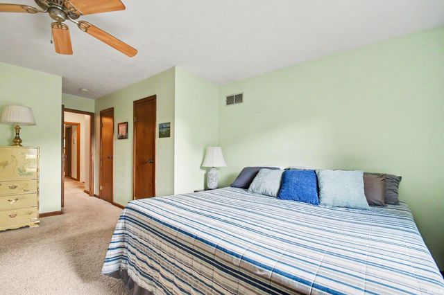 2717 Belknap Lane, Mishawaka, IN 46544