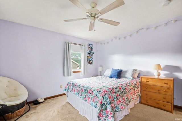 2717 Belknap Lane, Mishawaka, IN 46544