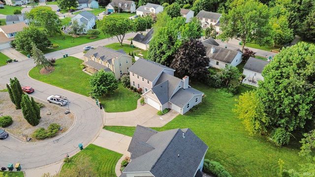 2717 Belknap Lane, Mishawaka, IN 46544