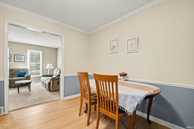 2717 Belknap Lane, Mishawaka, IN 46544