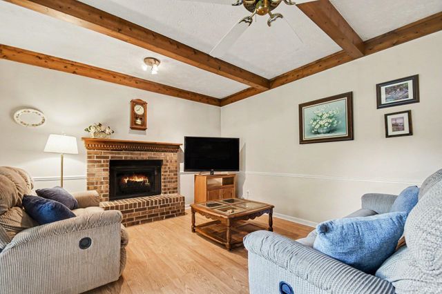2717 Belknap Lane, Mishawaka, IN 46544