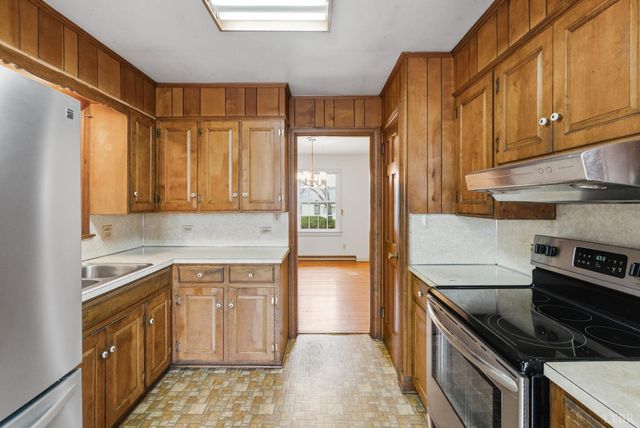 1730 Redfields Road, Appomattox, VA 24522