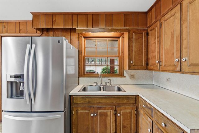 1730 Redfields Road, Appomattox, VA 24522