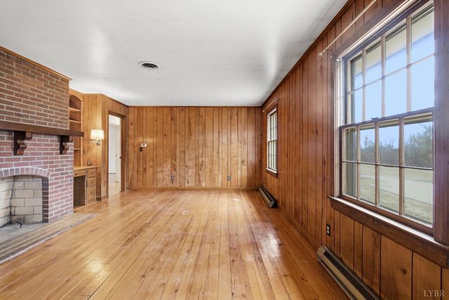 1730 Redfields Road, Appomattox, VA 24522