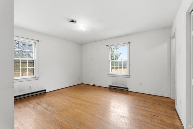 1730 Redfields Road, Appomattox, VA 24522