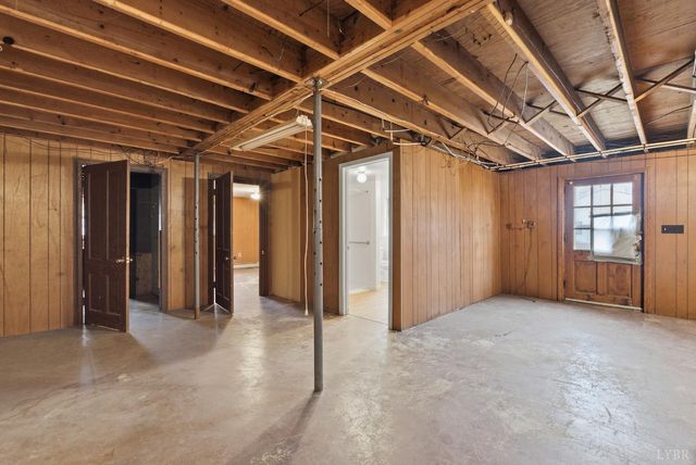 1730 Redfields Road, Appomattox, VA 24522