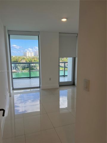 9261 E Bay Harbor Dr 302, Bay Harbor Islands, FL 33154