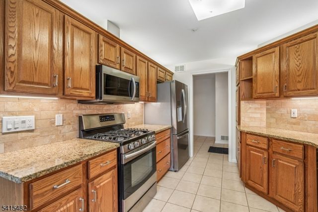 69 Turnberry Rd 2A, Little Falls Twp., NJ 07424