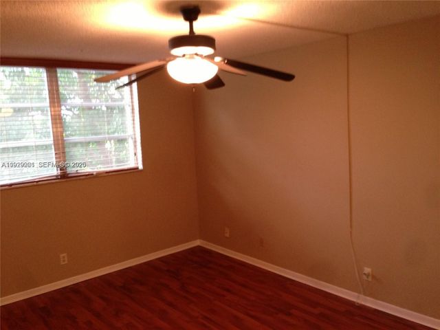 406 NW 68th Ave 317, Plantation, FL 33317