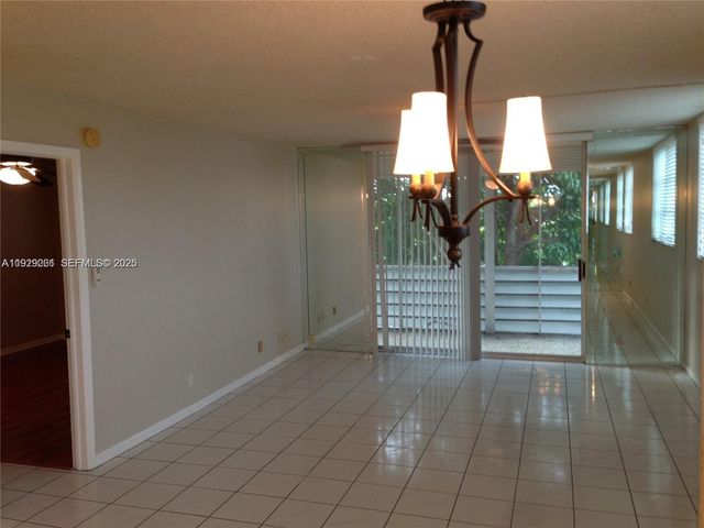 406 NW 68th Ave 317, Plantation, FL 33317