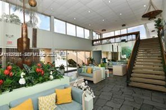 406 NW 68th Ave 317, Plantation, FL 33317