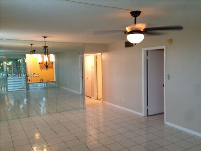 406 NW 68th Ave 317, Plantation, FL 33317