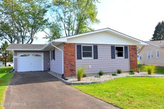 61 Tony Court, Brick, NJ 08724