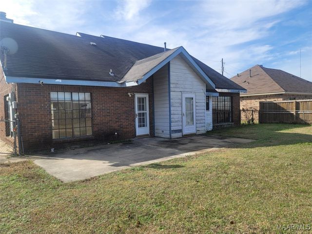 6991 Lakeview Drive, Montgomery, AL 36117