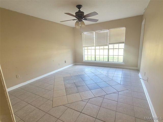 6991 Lakeview Drive, Montgomery, AL 36117