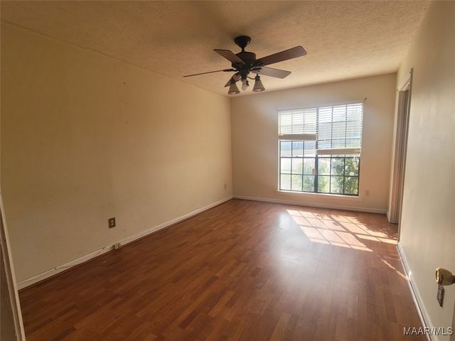 6991 Lakeview Drive, Montgomery, AL 36117