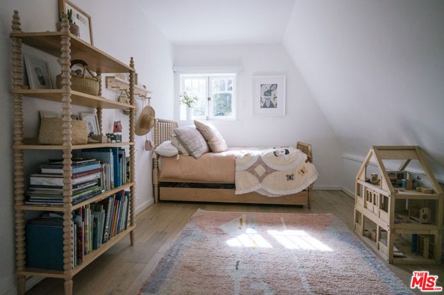 4828 Glenn Road, Santa Barbara, CA 93105