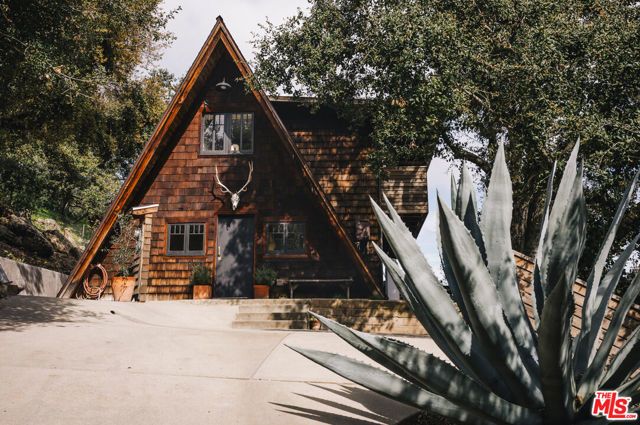 4828 Glenn Road, Santa Barbara, CA 93105