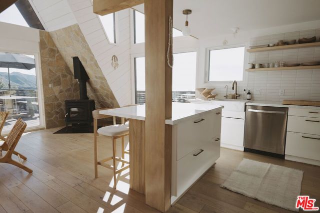 4828 Glenn Road, Santa Barbara, CA 93105