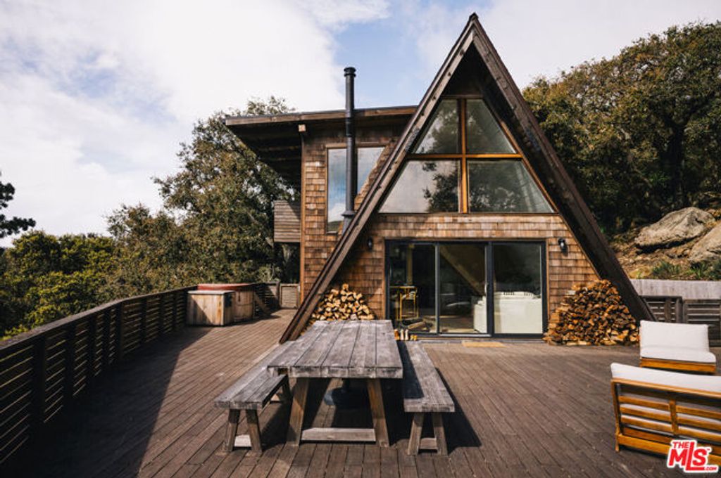 4828 Glenn Road, Santa Barbara, CA 93105