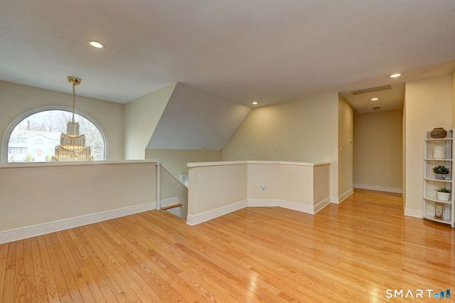 30 Stonewall Lane, Monroe, CT 06468