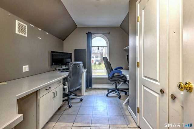 30 Stonewall Lane, Monroe, CT 06468