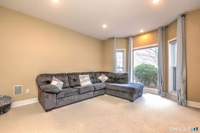 30 Stonewall Lane, Monroe, CT 06468