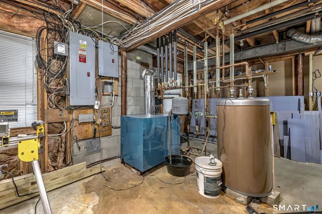 30 Stonewall Lane, Monroe, CT 06468