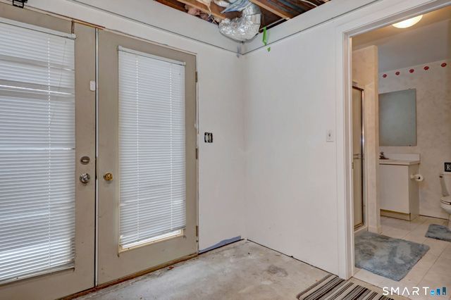 30 Stonewall Lane, Monroe, CT 06468