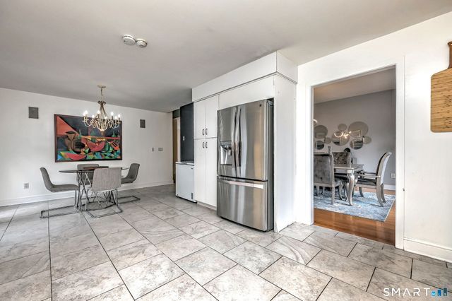 30 Stonewall Lane, Monroe, CT 06468