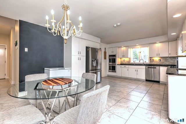 30 Stonewall Lane, Monroe, CT 06468