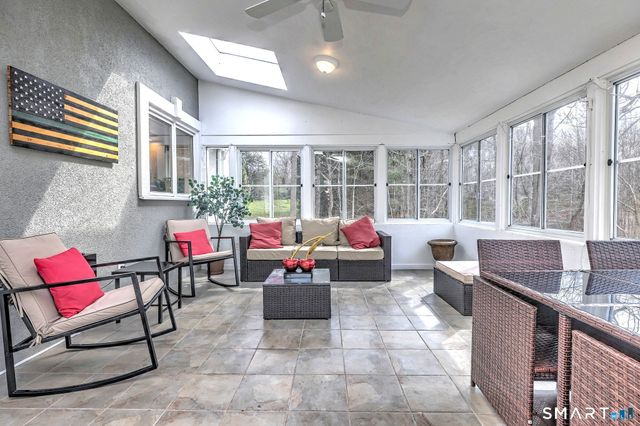 30 Stonewall Lane, Monroe, CT 06468