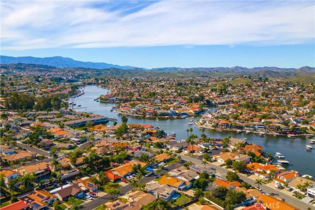 23619 Continental, Canyon Lake, CA 92587