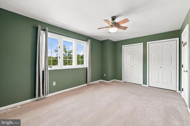 16 HILLSTREAM RD, Newark, DE 19711
